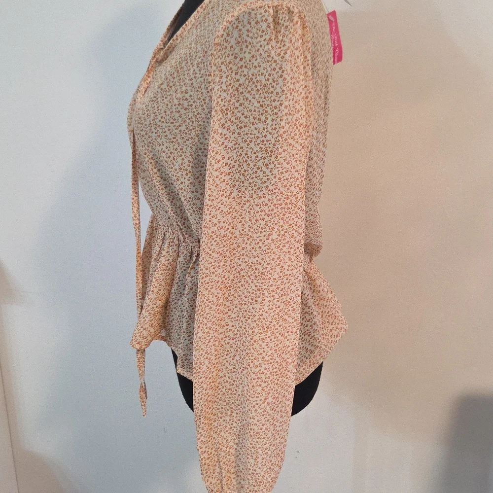 Molly Bracken NWT peasant top Sz L - Picture 3 of 9